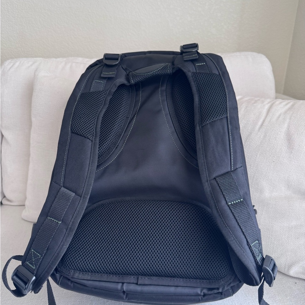 Dell Black Backpack - image 8